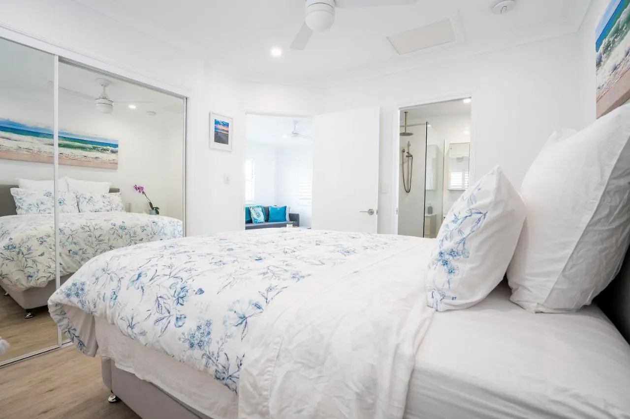 Sea Breeze Apartment Marcoola